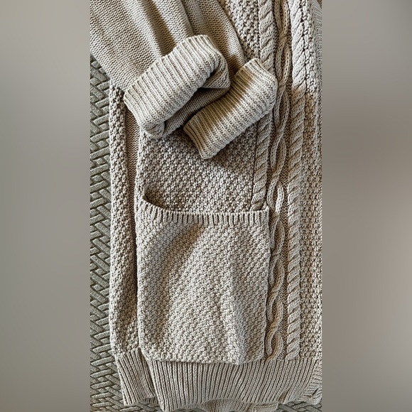 AE Cozy Cable-Knit Cardigan - Picture 3 of 6